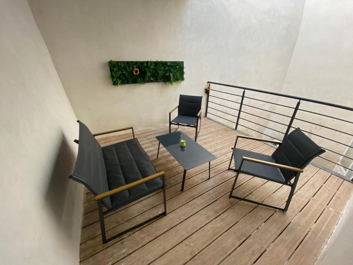 Logement Tout Equipe Layrac Eksteriør bilde